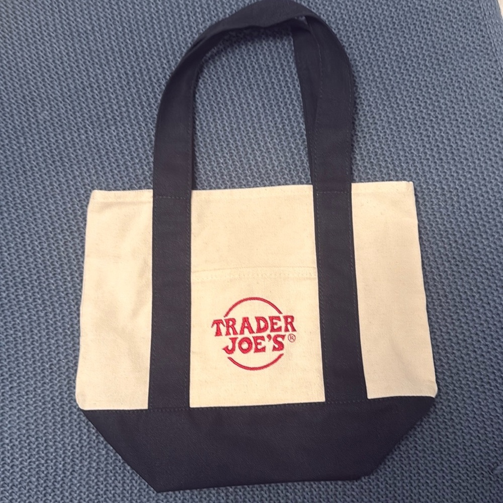 Trader’s Joes mini tote